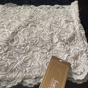 Lace Bandeau ivory and black
